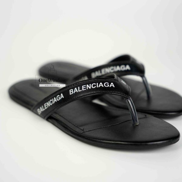 Balenciaga chappal