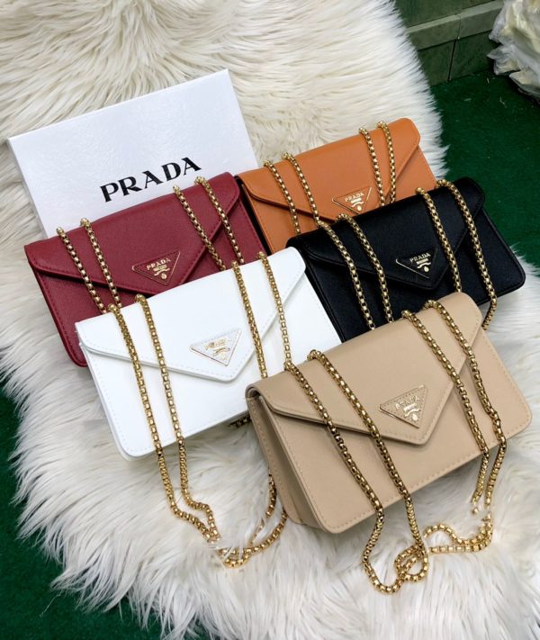 Parada shoulder Bags