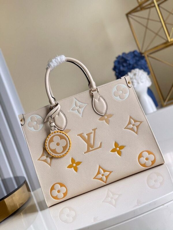 Louis Vuitton On The Go GM