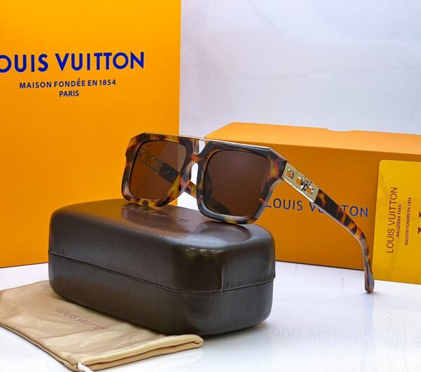 Louis Vuitton Sunglass