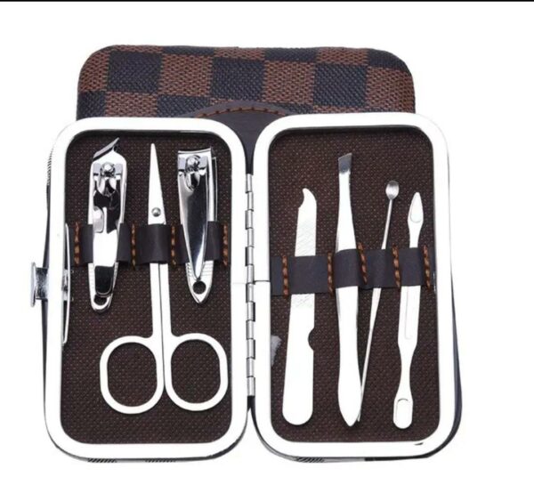 Portable Nail Care Set