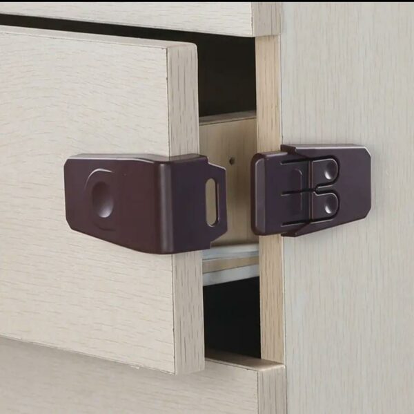 Child safety drawer