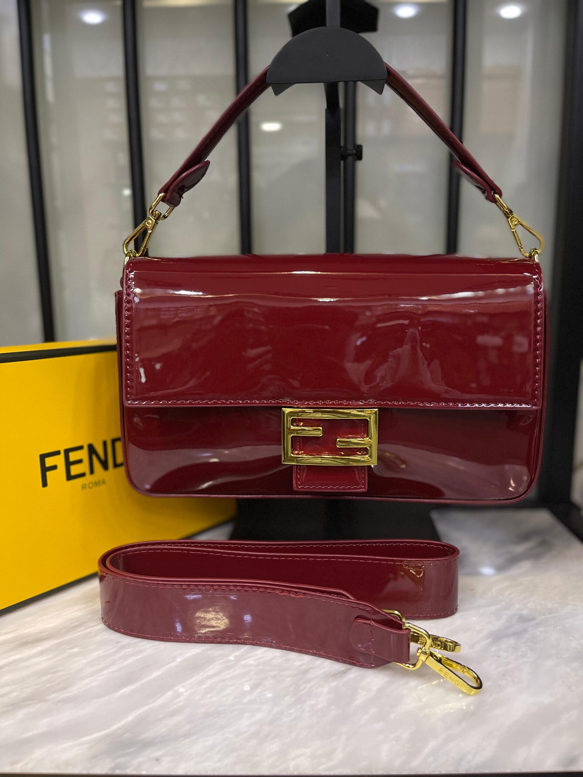 FENDI Baguette FENDI Baguette