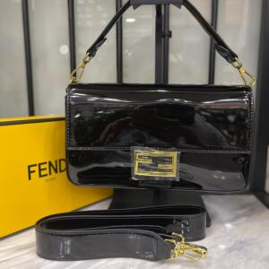 FENDI Baguette