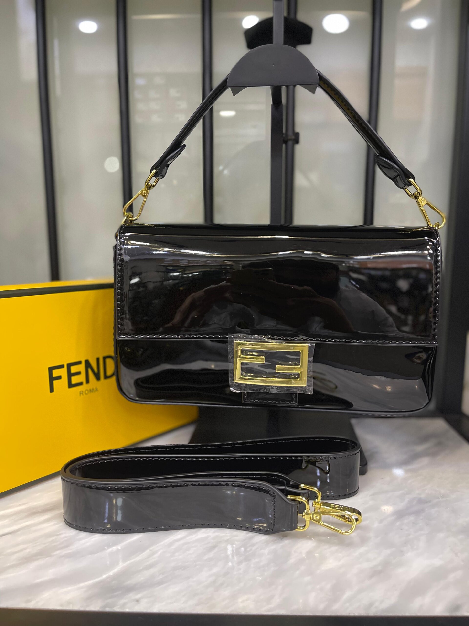 FENDI Baguette3 FENDI Baguette