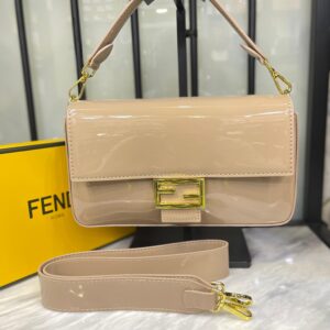 FENDI Baguette