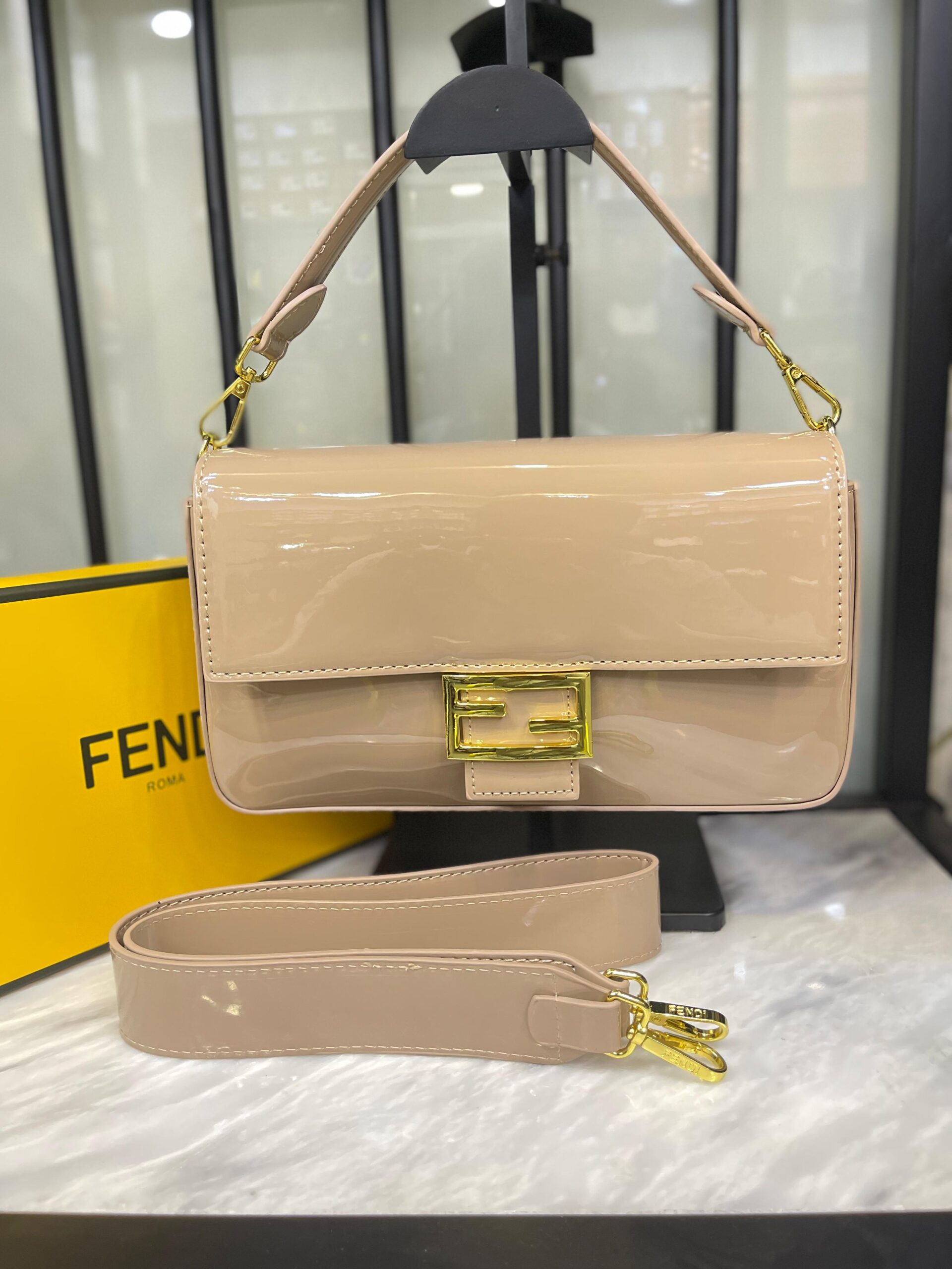 FENDI Baguette4 FENDI Baguette