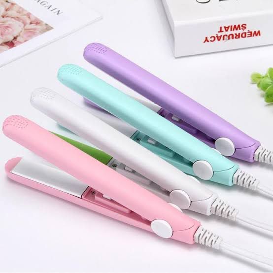 WhatsApp Image 2025-08-20 at 4.47.35 PM Mini Hair Straightener
