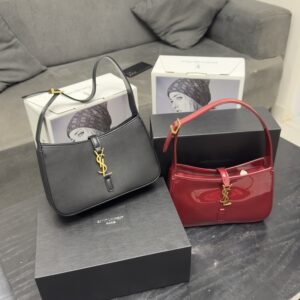 YSL Le 5 à 7 Hobo
