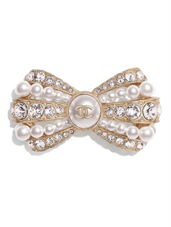 CC Pearl Goldtone Hair Pin
