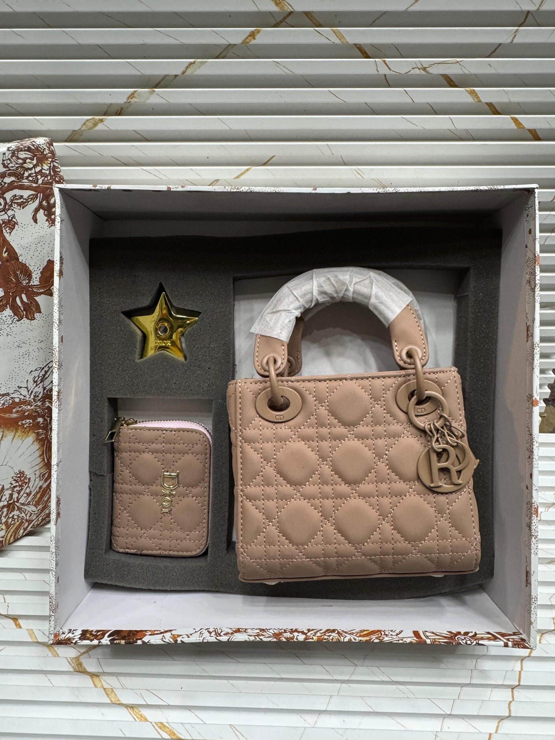 Dior Ultra Matte Lady Giftset 2 Dior Ultra Matte Lady Giftset