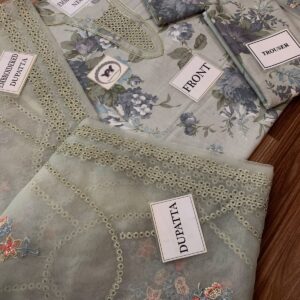 Baroque luxury lawn 3 piece suit