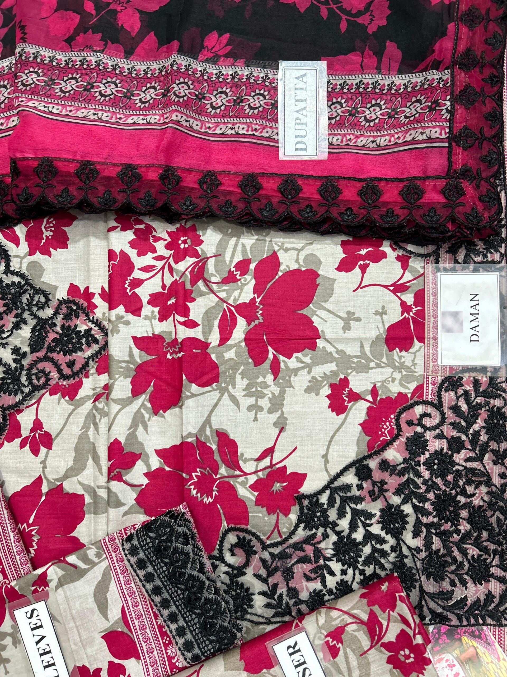 Zainab Chottani Nysa Lawn 3 Piece Suit (4)